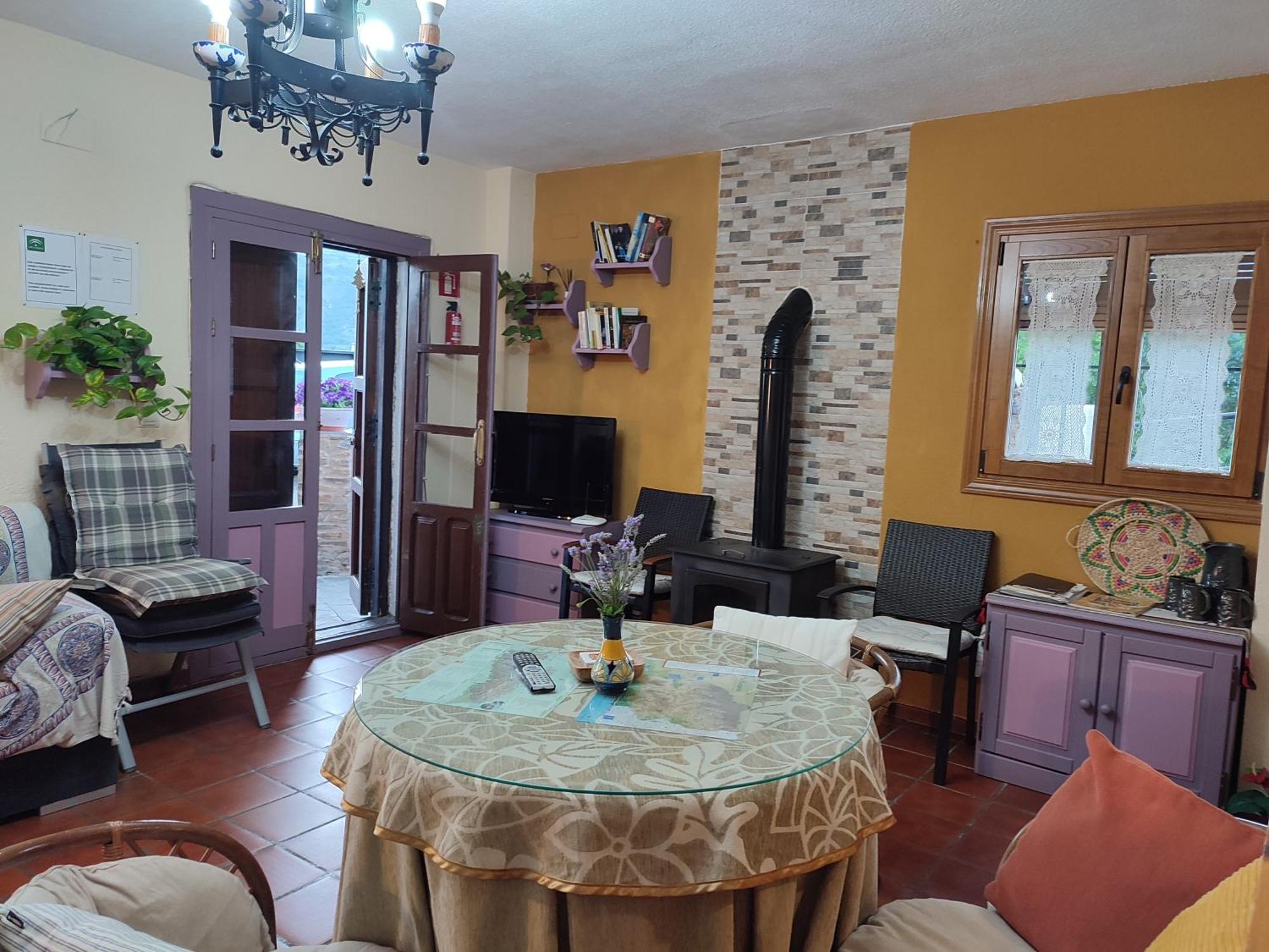 Casa Alpujarrena Fina Numero 27 Bubión